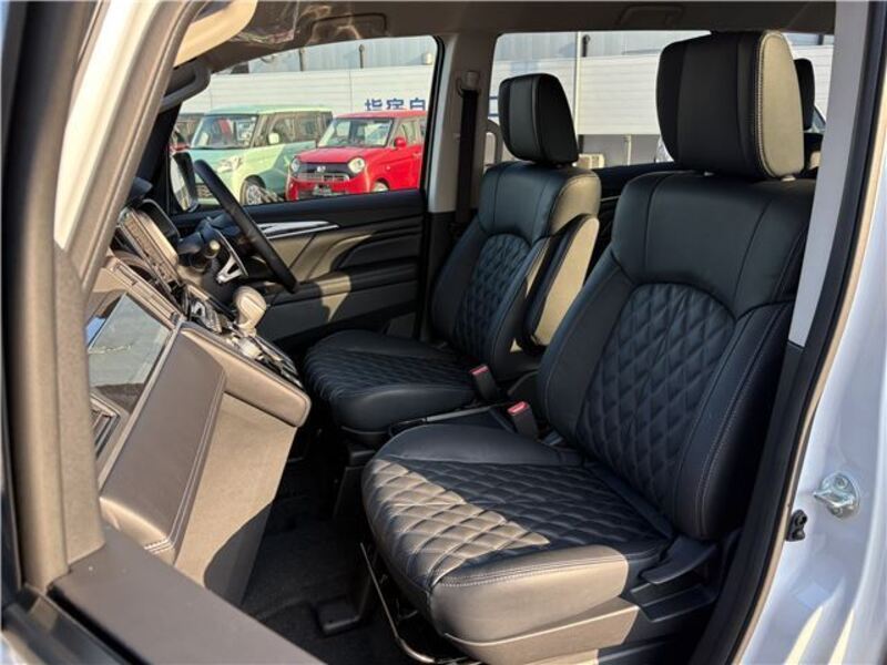 DELICA D5