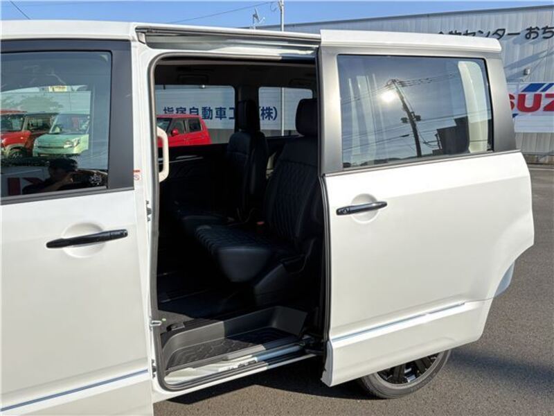 DELICA D5