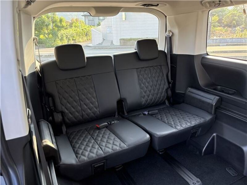 DELICA D5