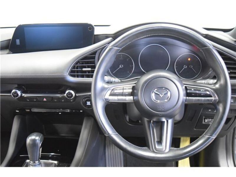 MAZDA3