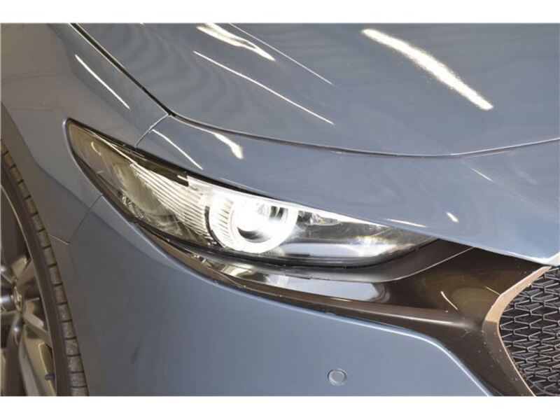 MAZDA3