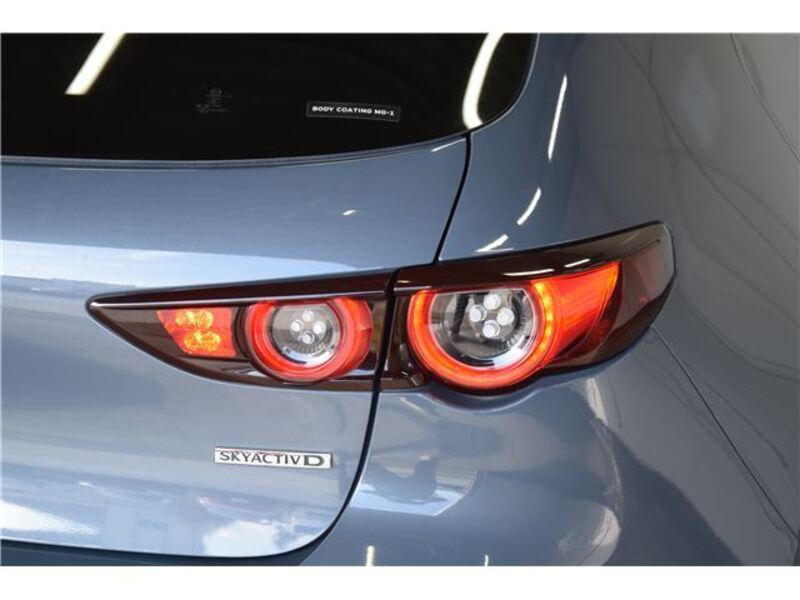 MAZDA3