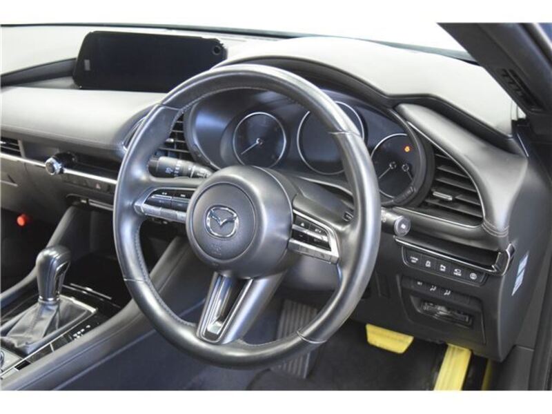 MAZDA3