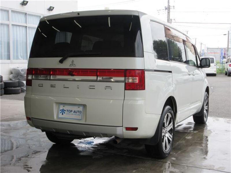 DELICA D5