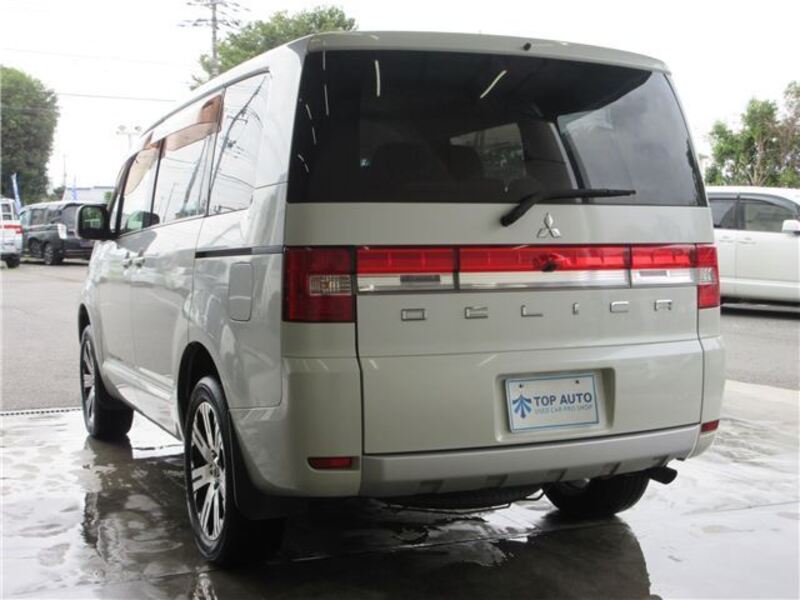 DELICA D5