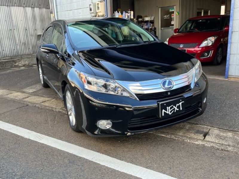 LEXUS HS
