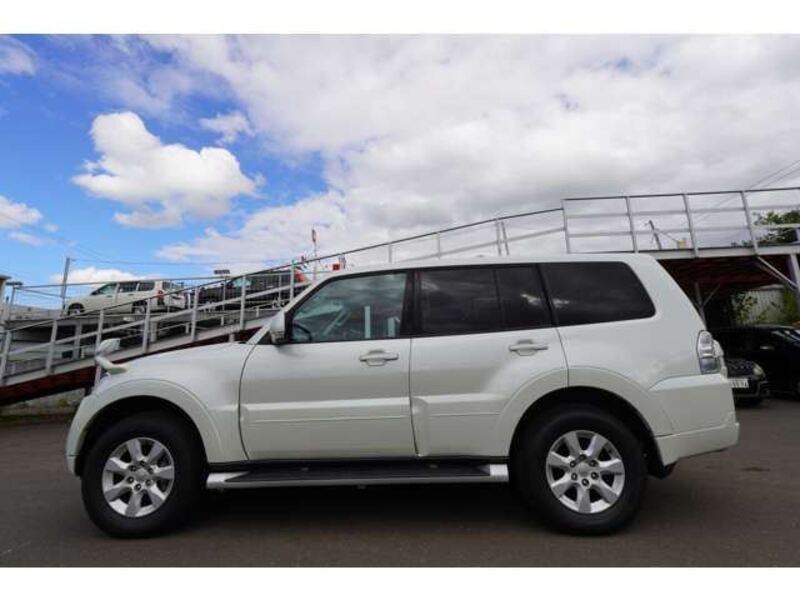 PAJERO