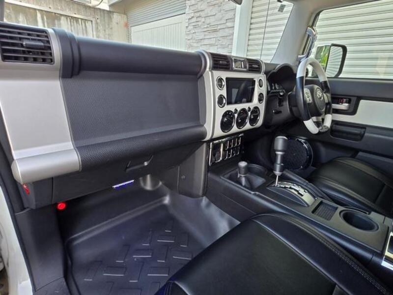 FJ CRUISER