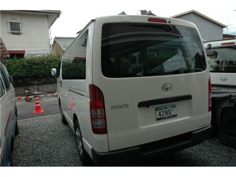 HIACE VAN