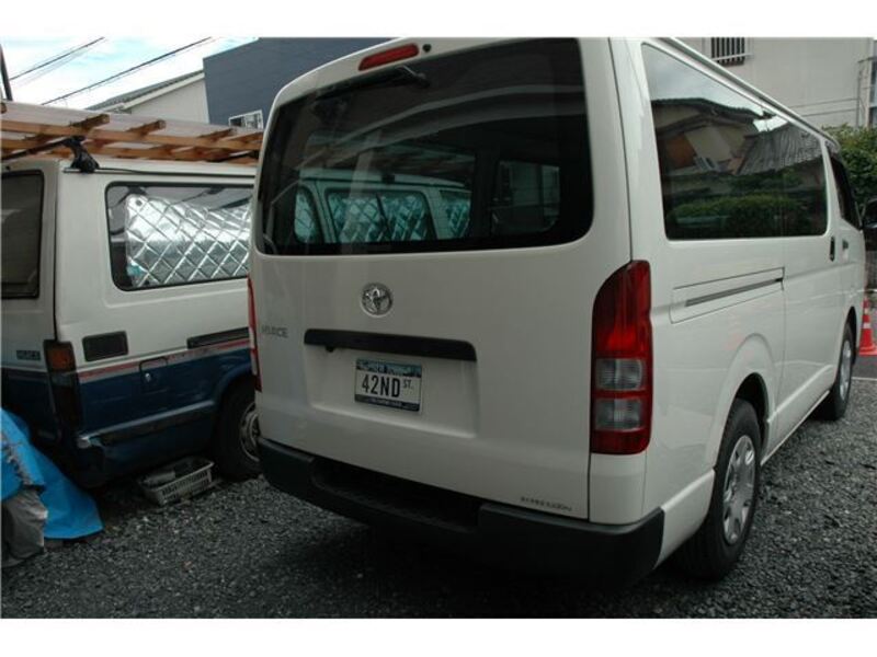 HIACE VAN