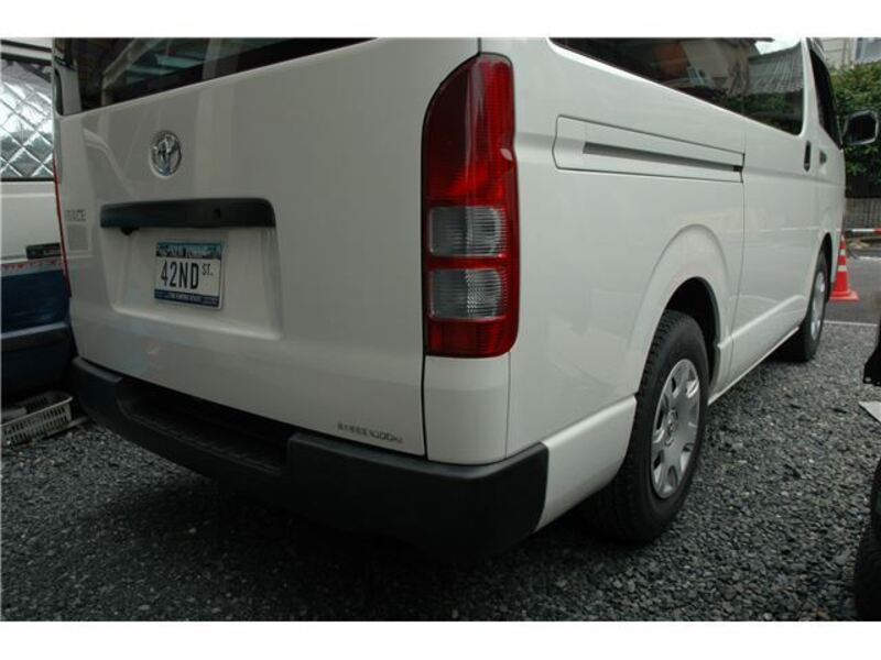 HIACE VAN