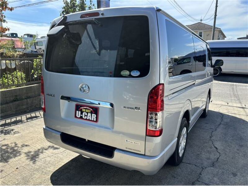 HIACE VAN