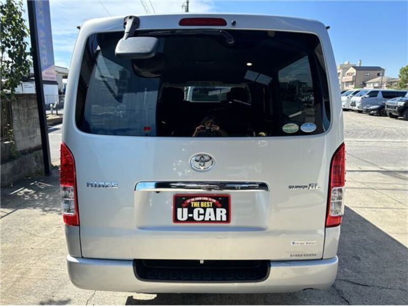 HIACE VAN