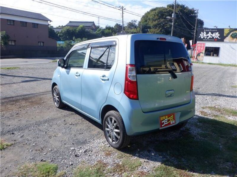 WAGON R