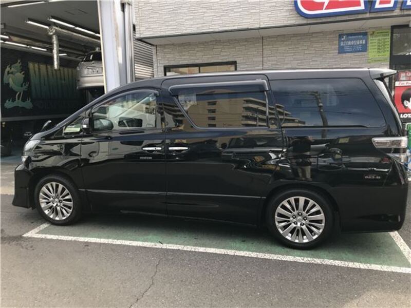 VELLFIRE