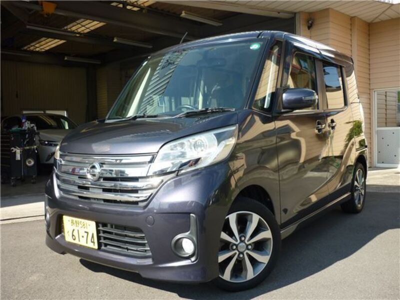 NISSAN DAYZ ROOX