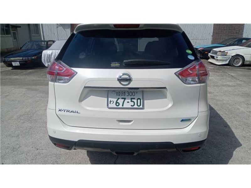 X-TRAIL