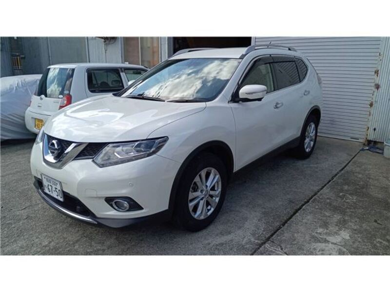 X-TRAIL