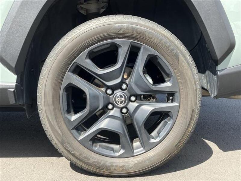 RAV4