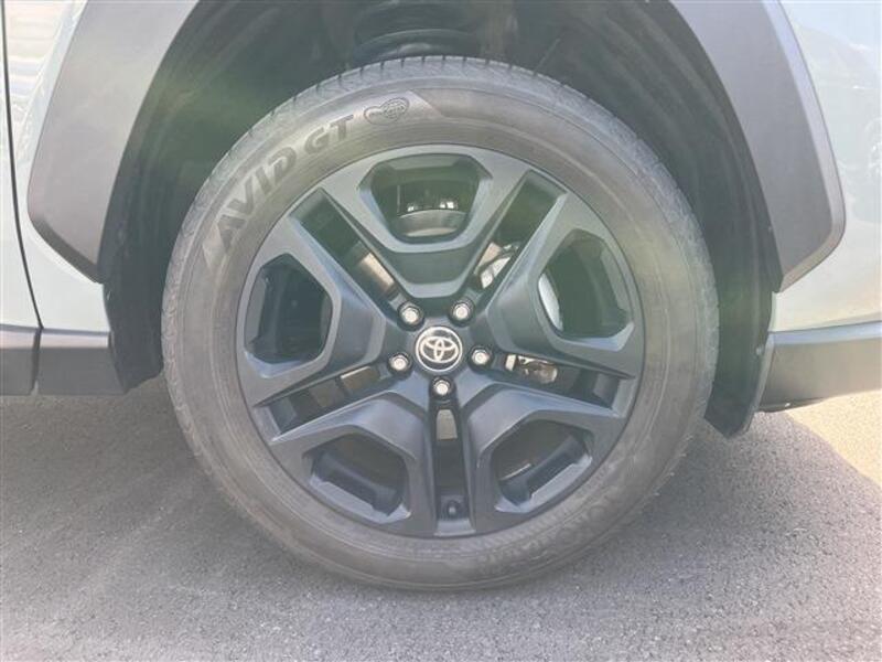 RAV4