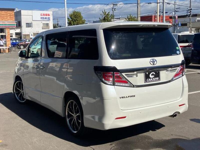VELLFIRE