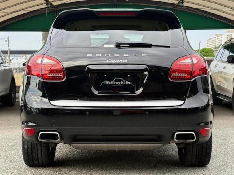 CAYENNE