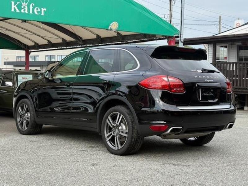 CAYENNE