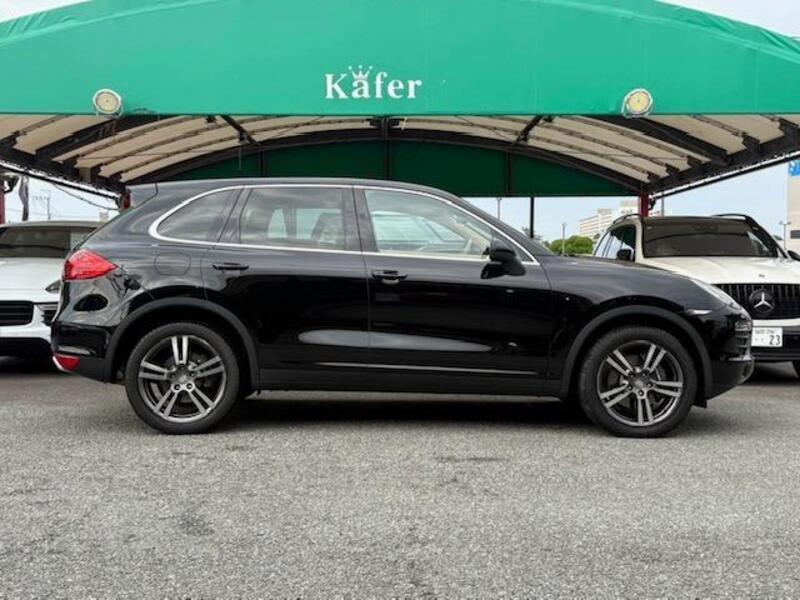 CAYENNE