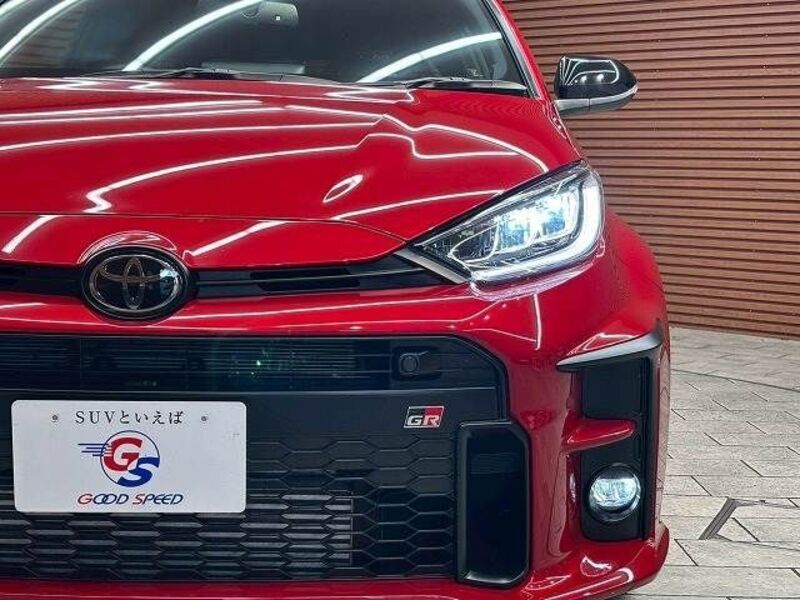 GR YARIS