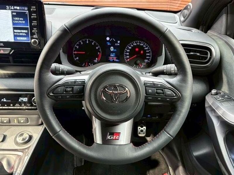 GR YARIS