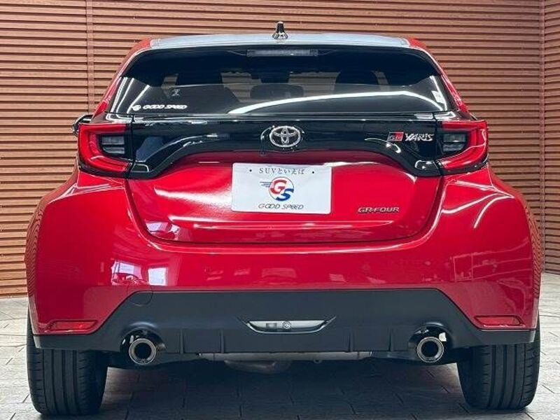 GR YARIS
