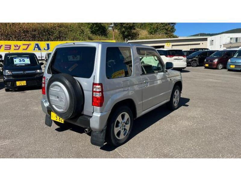 PAJERO MINI