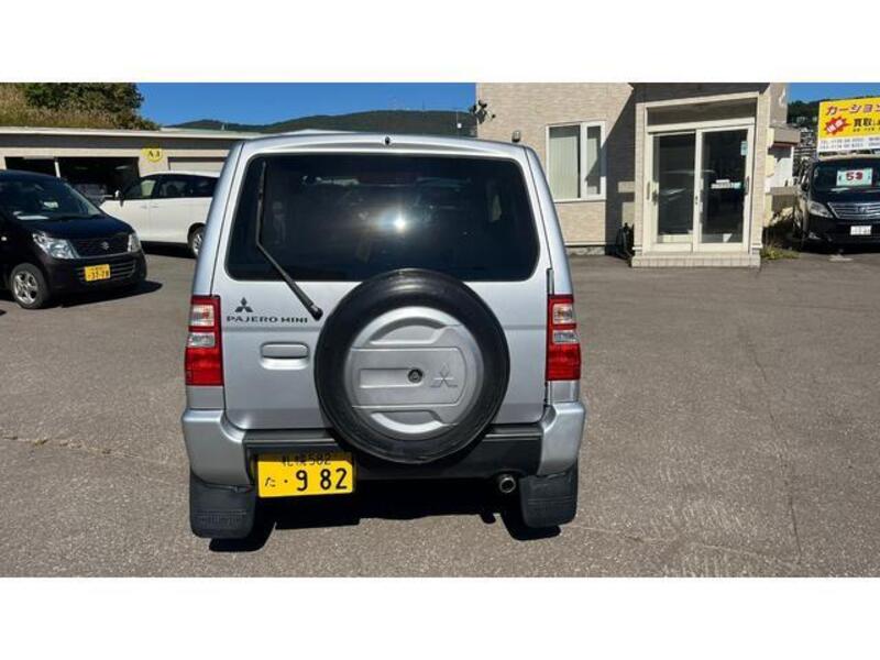 PAJERO MINI