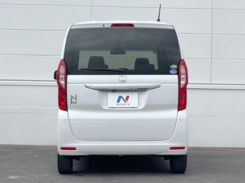N BOX