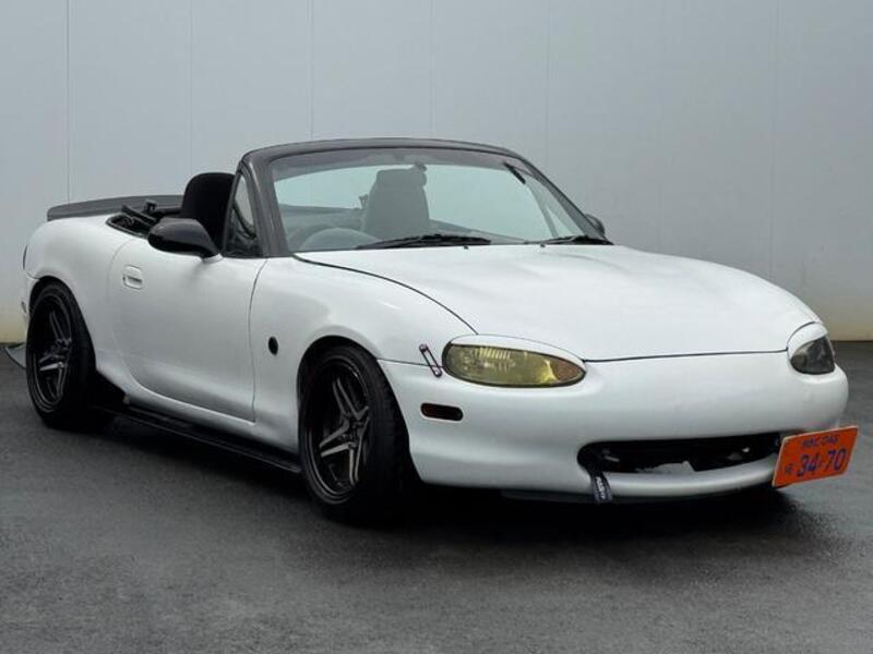 ROADSTER