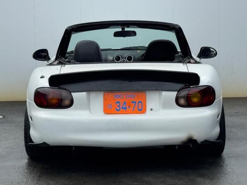 ROADSTER