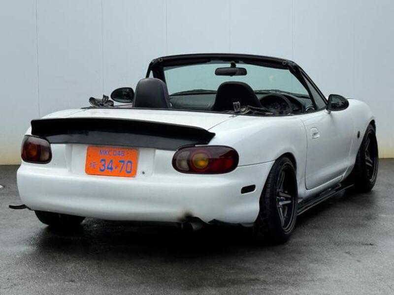 ROADSTER