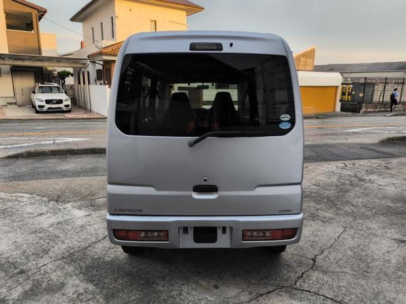 MINICAB VAN