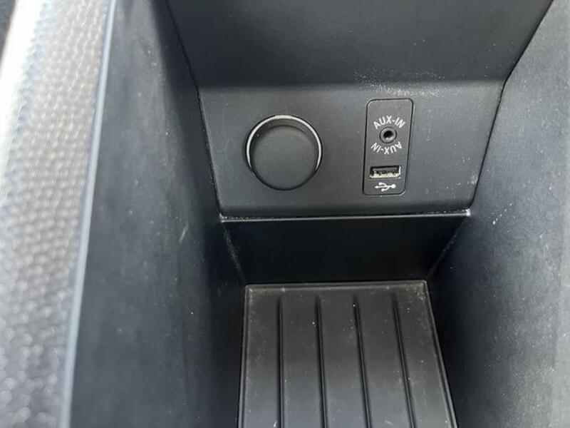 i3