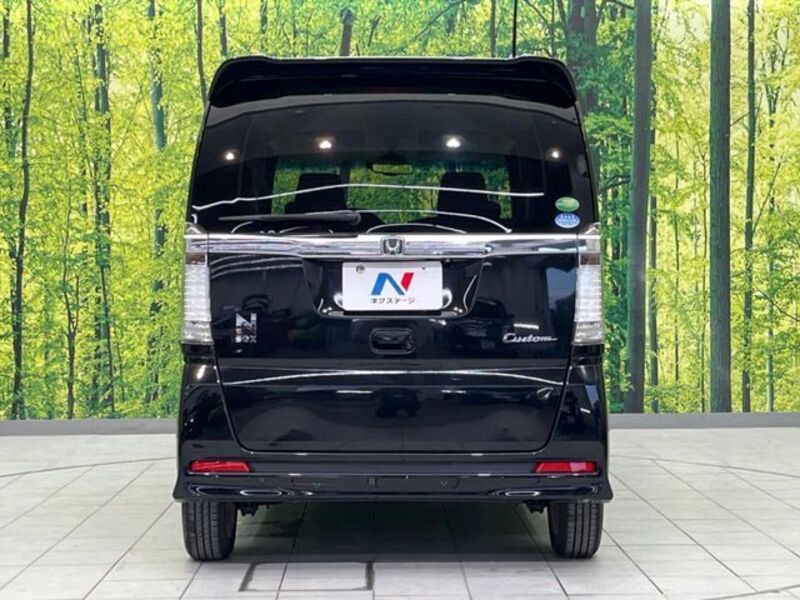 N BOX CUSTOM