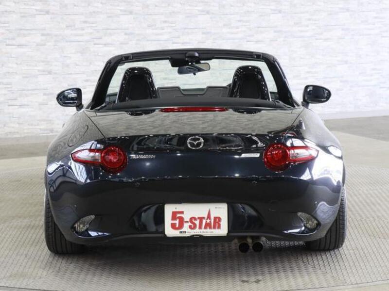 ROADSTER