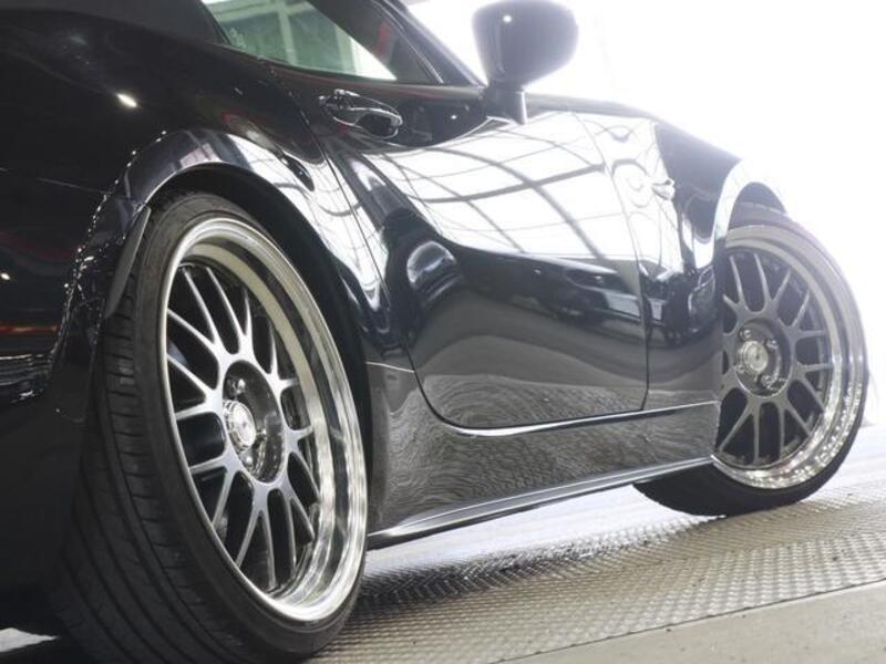 ROADSTER