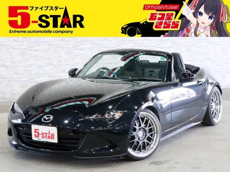 ROADSTER-0