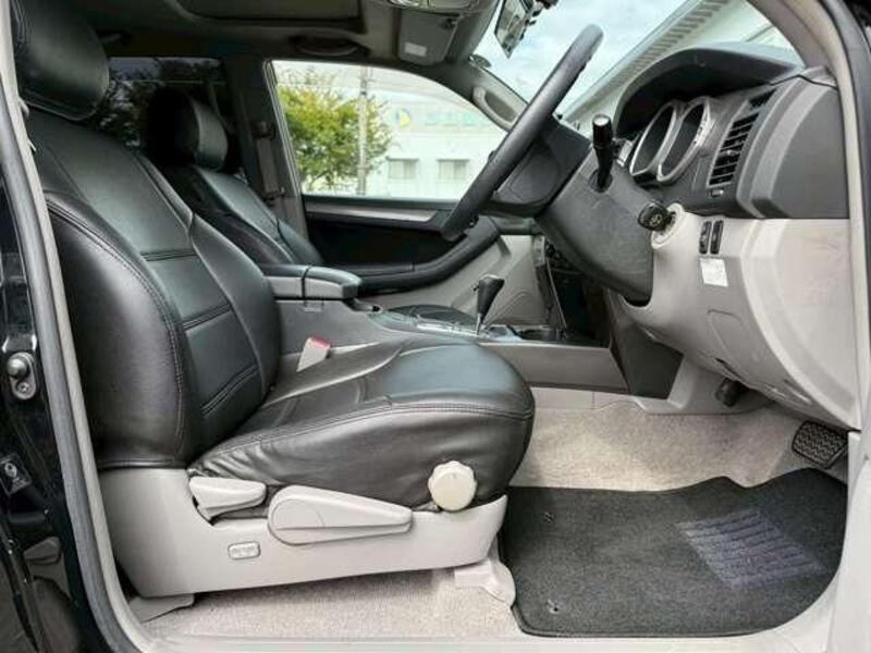 HILUX SURF
