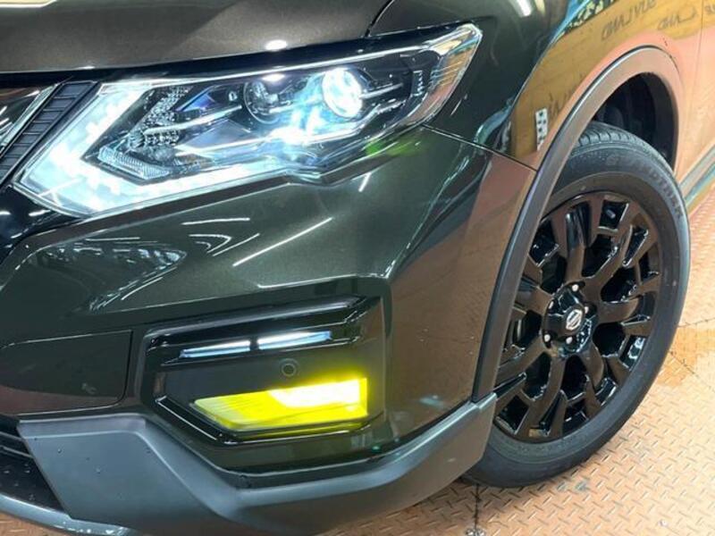 X-TRAIL