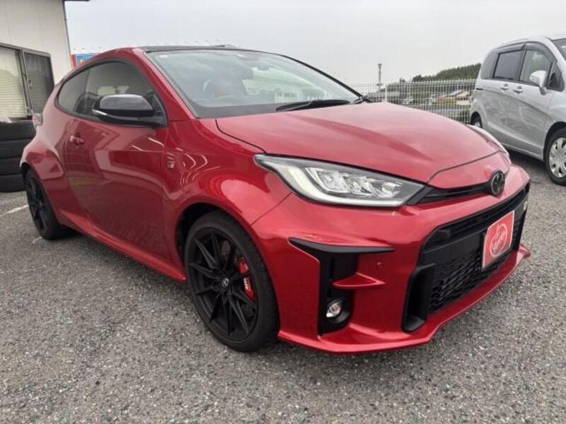 GR YARIS