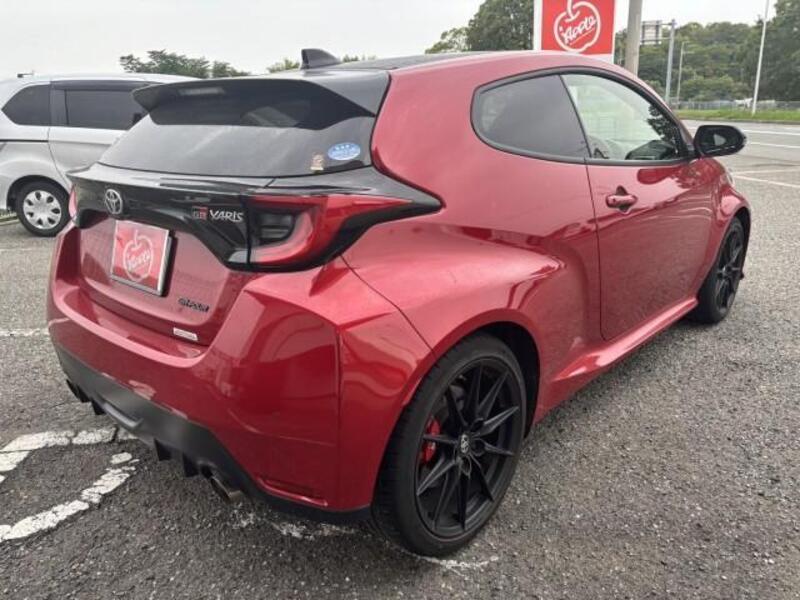 GR YARIS