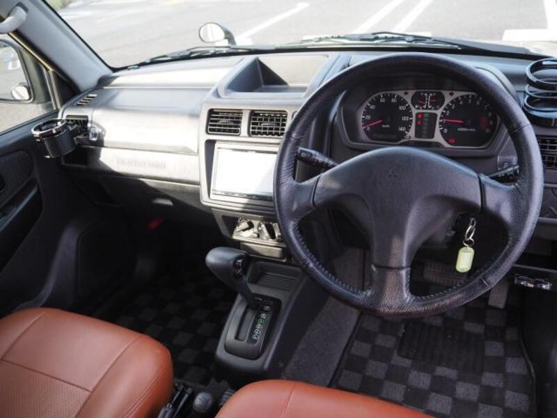 PAJERO MINI