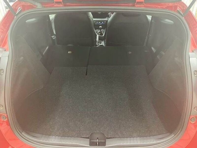 GR YARIS