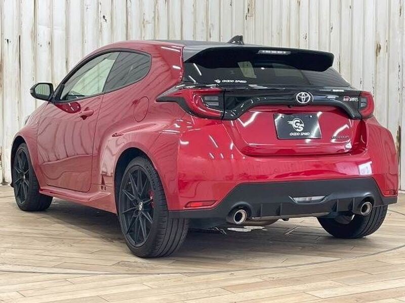 GR YARIS